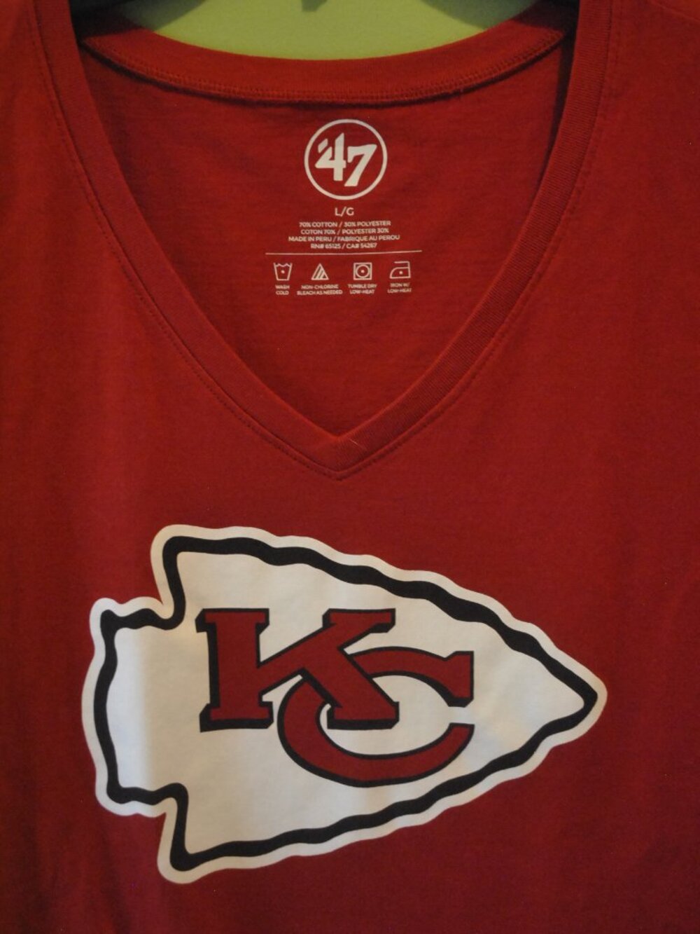 Kansas City Chiefs ’47 Brand Womens Large Red V Neck NFL T Shirt Tee 140 - Picture 6 of 8